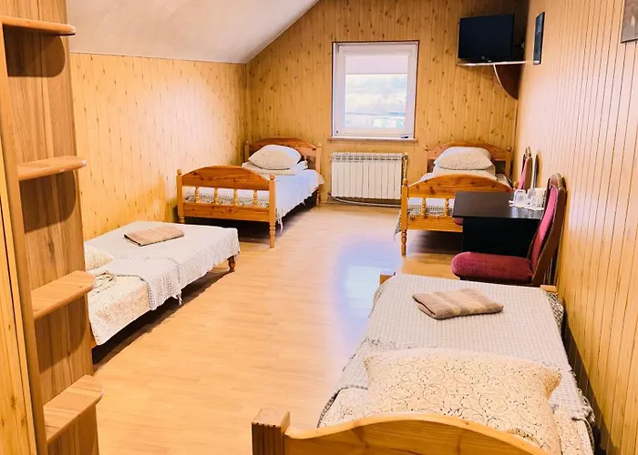 Під ЯворомГотель